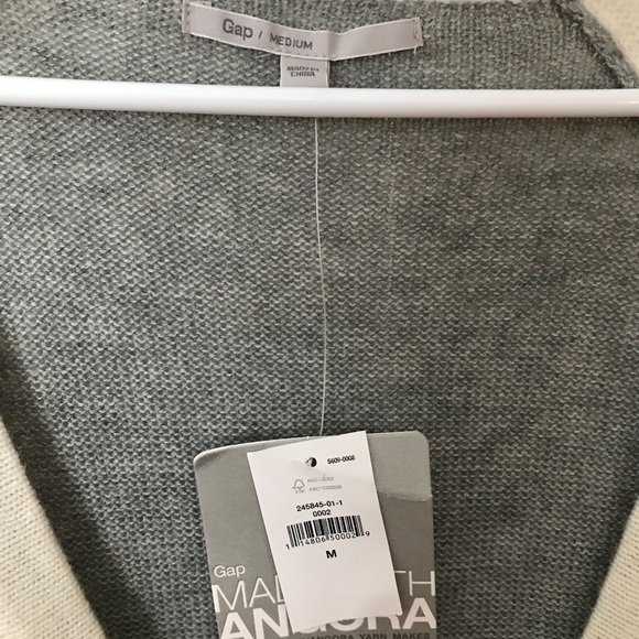 NWT GAP gray and white angora button down cardigan - Picture 3 of 3